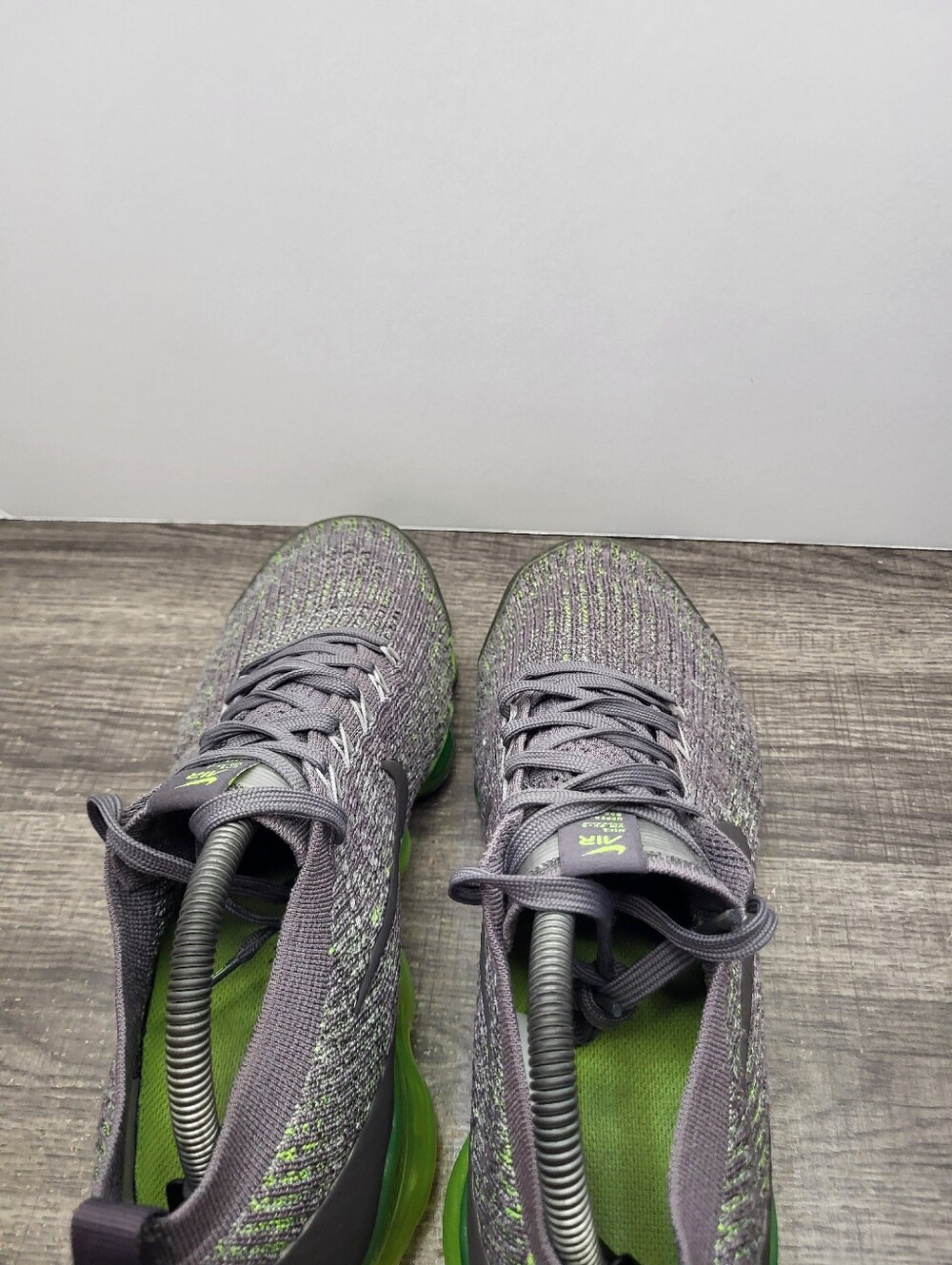 Nike Air VaporMax Flyknit 3 Grey Volt AJ6900-009 Running Shoes Men's Size 10 - Picture 6 of 10